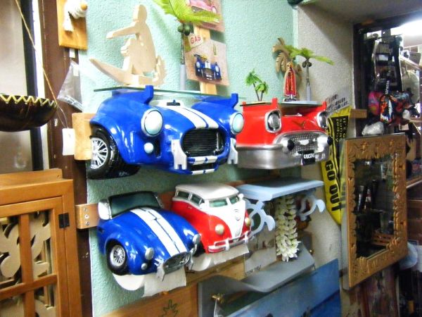 各雑貨：カーシェルフトイレットペーパーホルダーなど